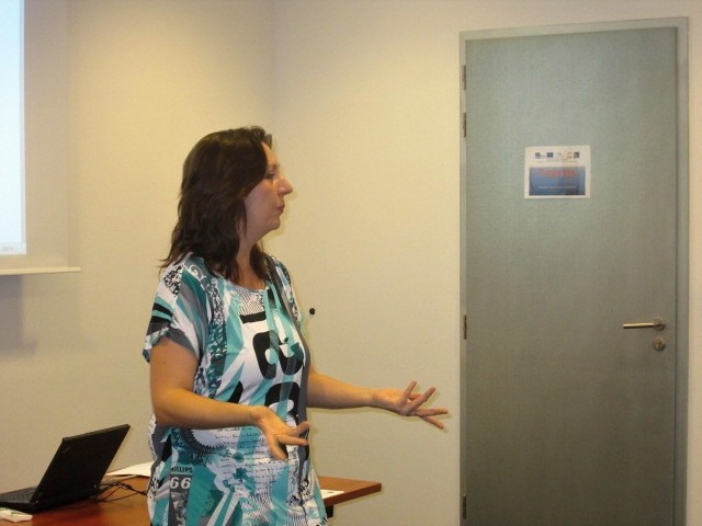 img00014.jpg